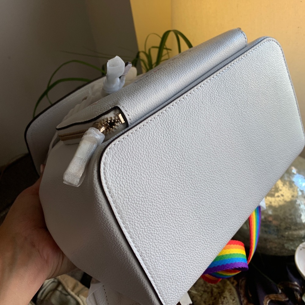 Authentic KATE SPADE Leather Flap drawstring rainbowπmedium backpack - Picture 13 of 15